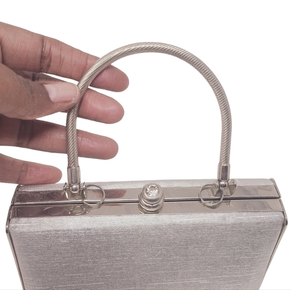 Unbranded | Small Vintage Silver Top Handle Clutch or Shoulder Bag (One Size) - Picture 6 of 9
